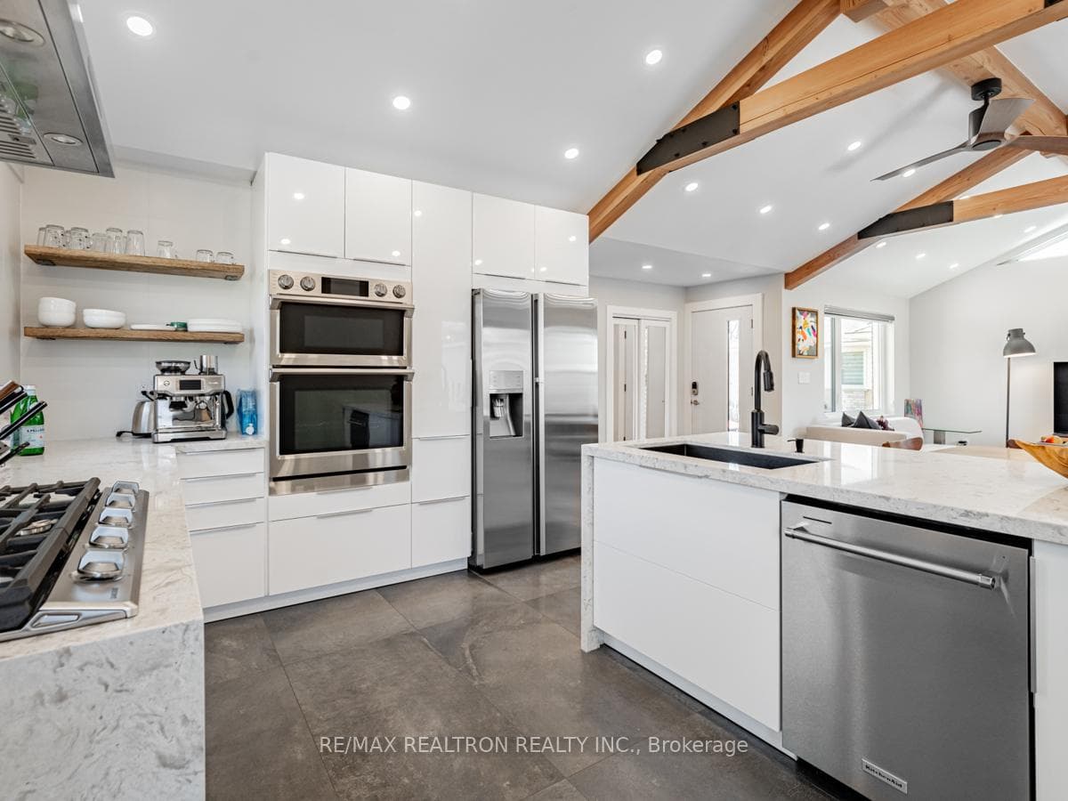 23 Buckhorn Place photo 11