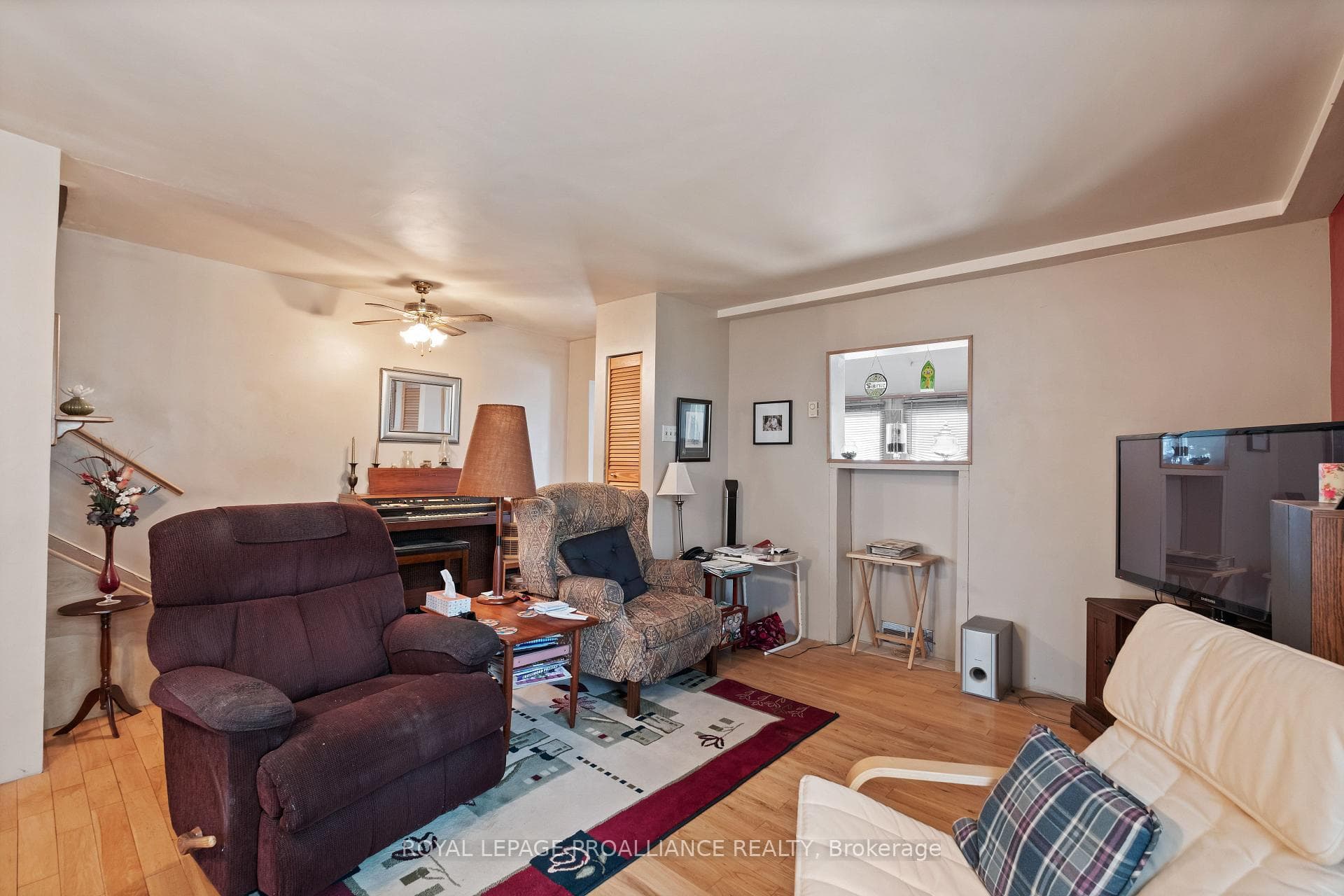 369 Macdonnell Street photo 18