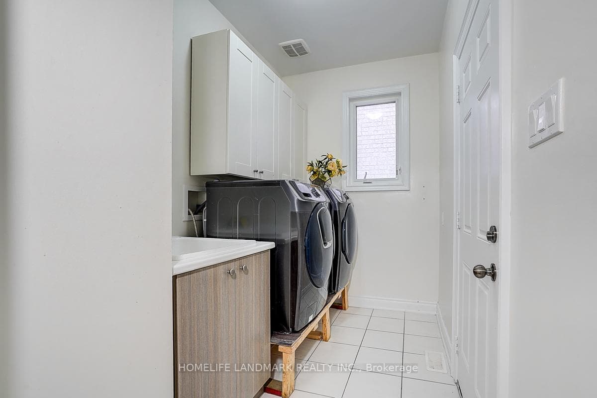 239 John Davis Gate photo 17