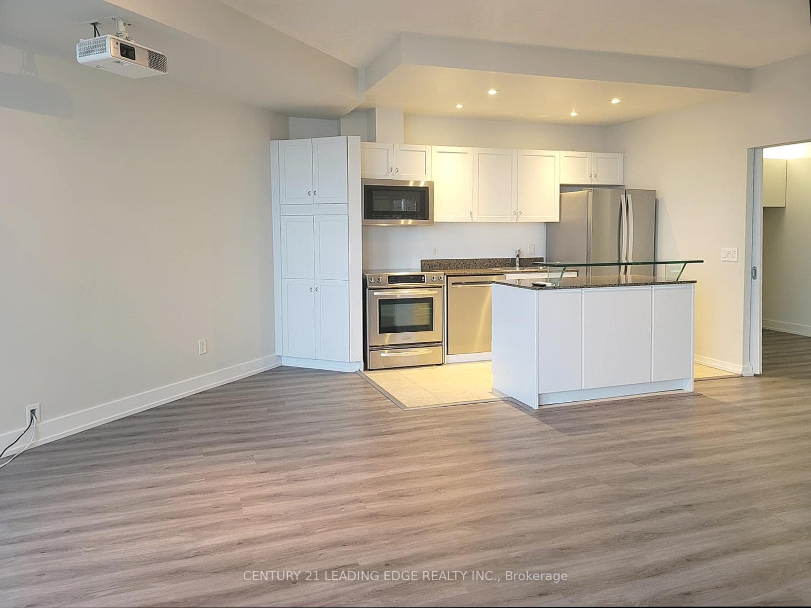 8 York Street Unit 2011 photo 8