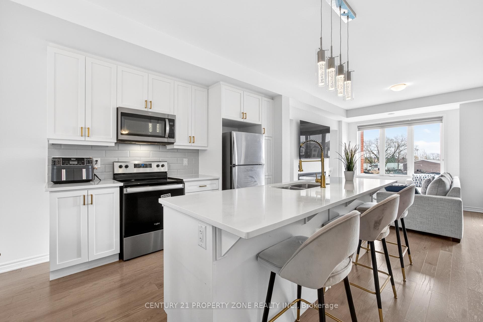 5186 Viola Desmond Drive photo 26