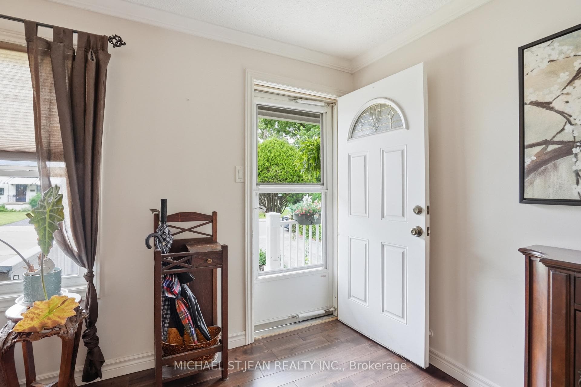 272 Adeline Avenue photo 7
