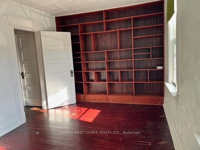 363 Syndicate Avenue photo 7