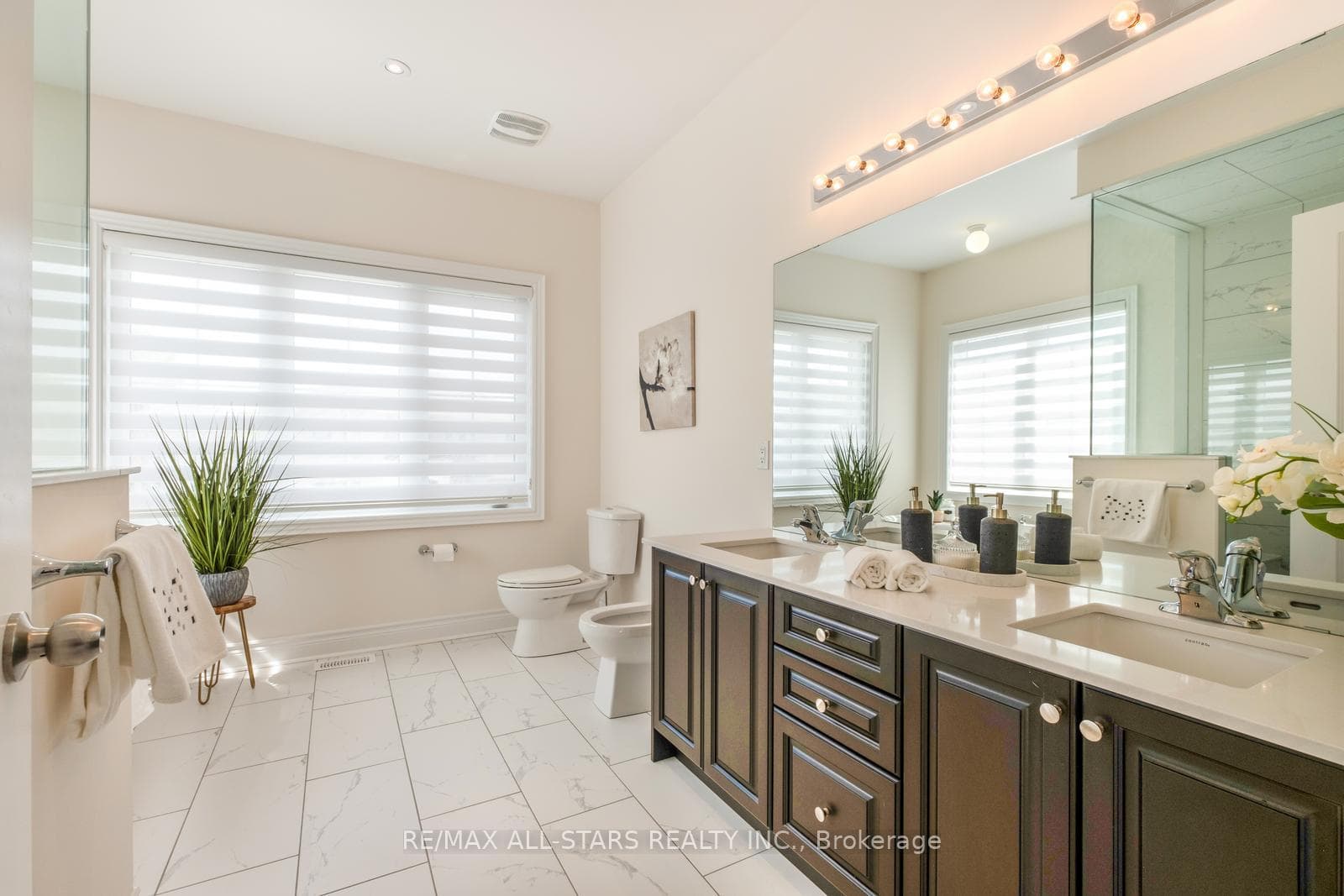 24 Bert Bell Court photo 24