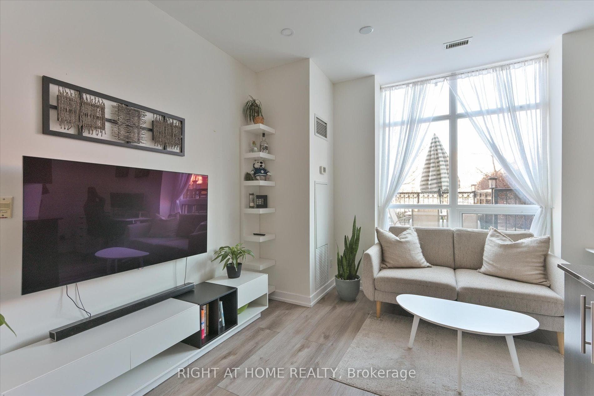 120 Dallimore Circle Unit 124 photo 10