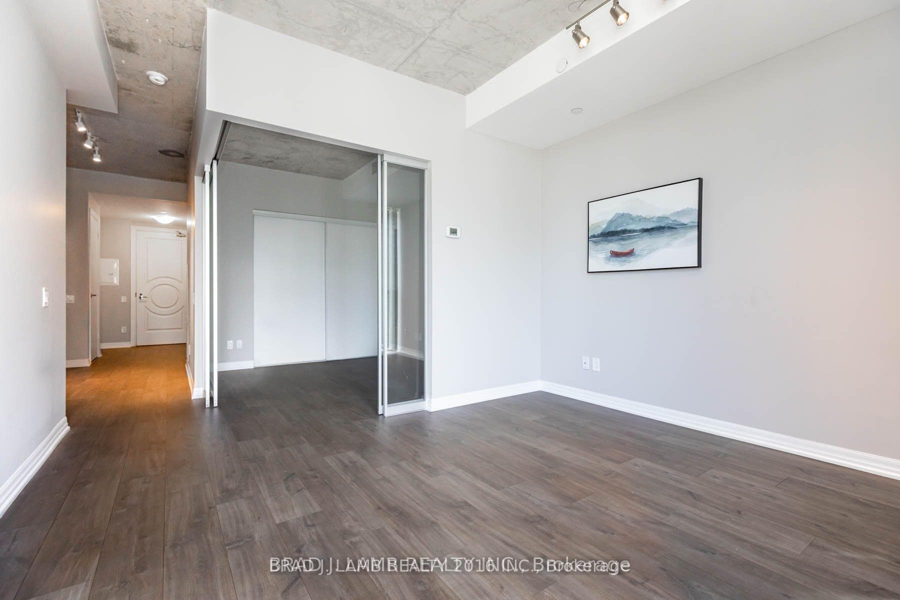 88 Blue Jays Way Unit 1109 photo 6