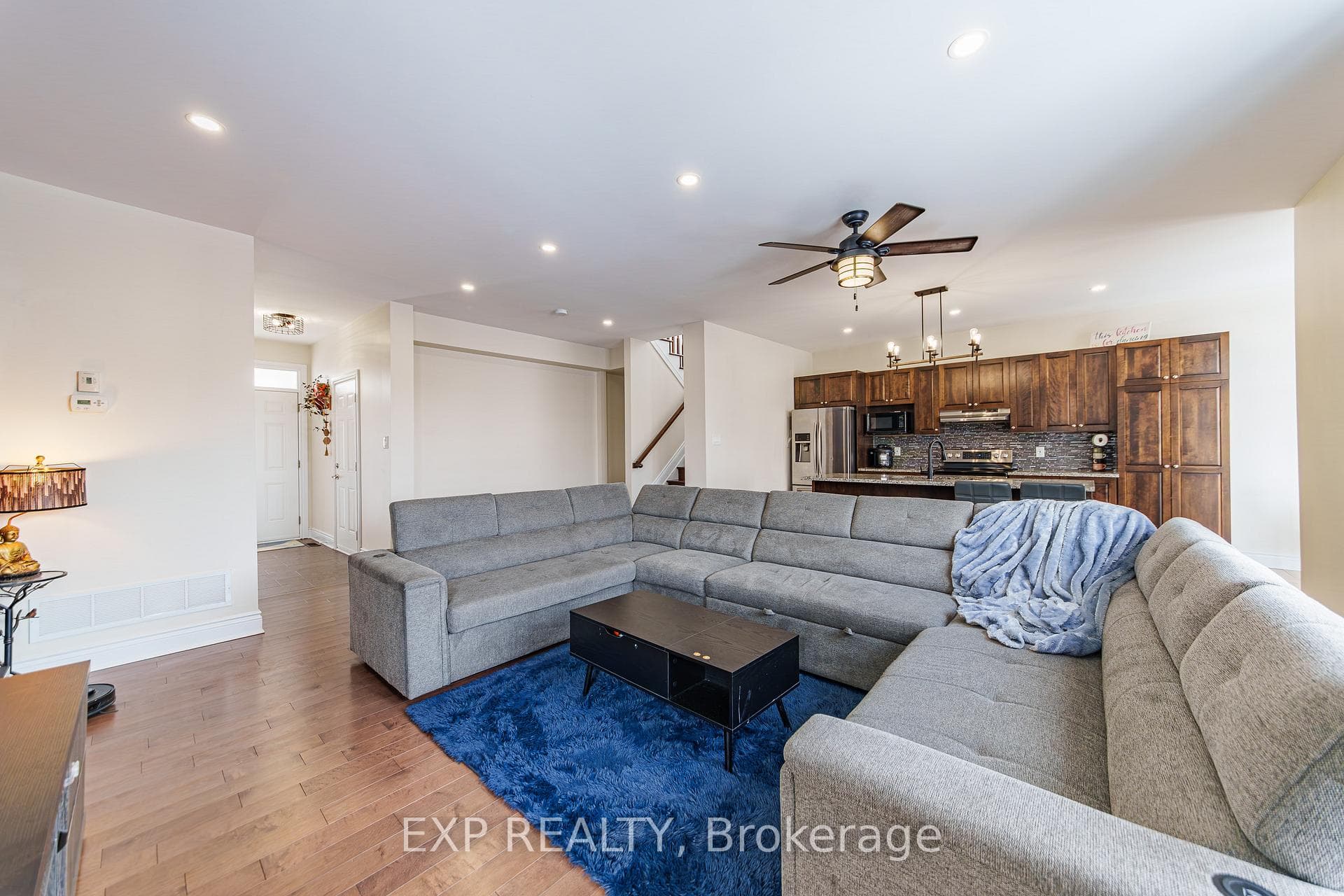 106 Bert Hall Street photo 5