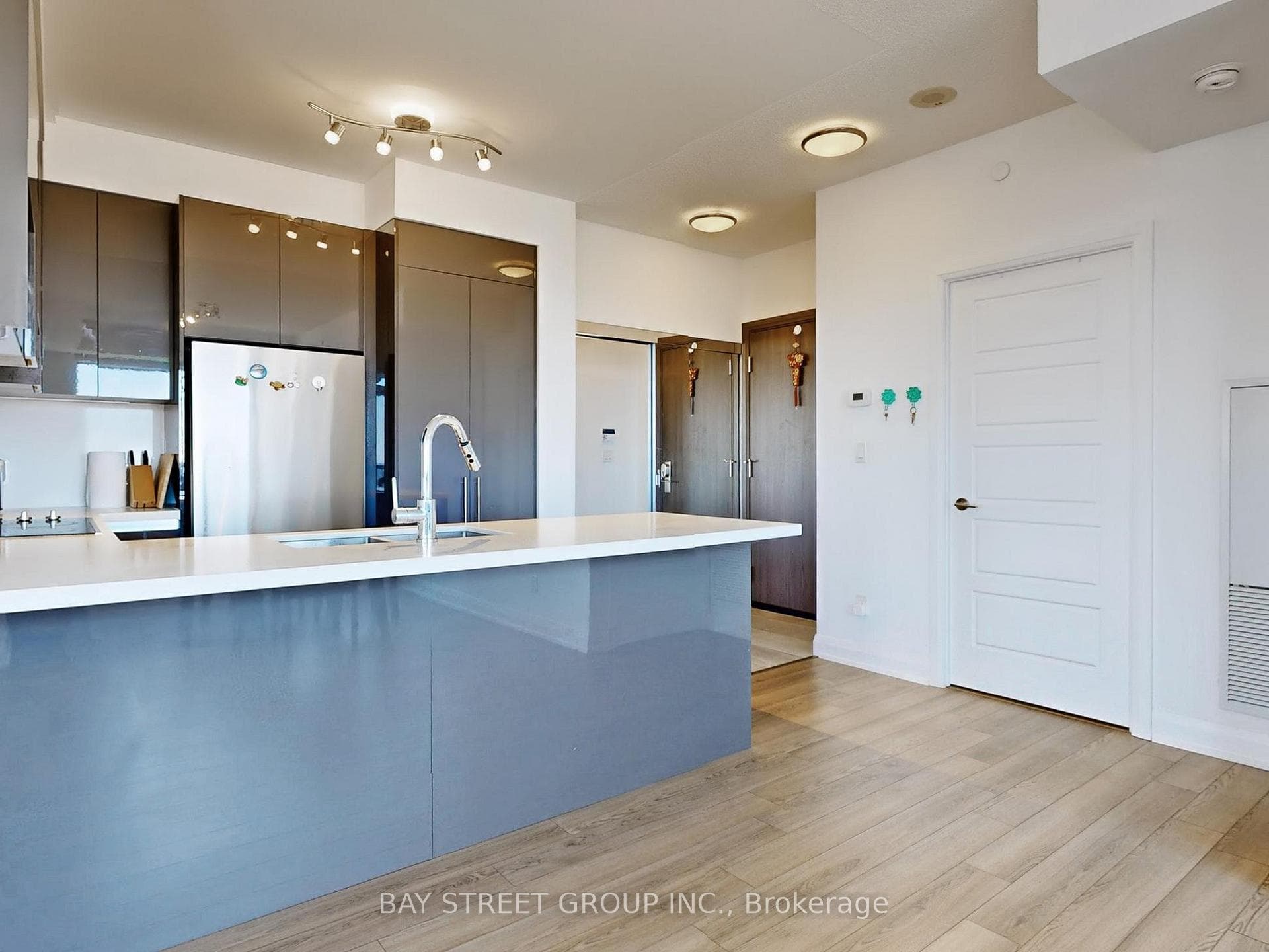 15 Water Walk Drive Unit 2708 photo 10