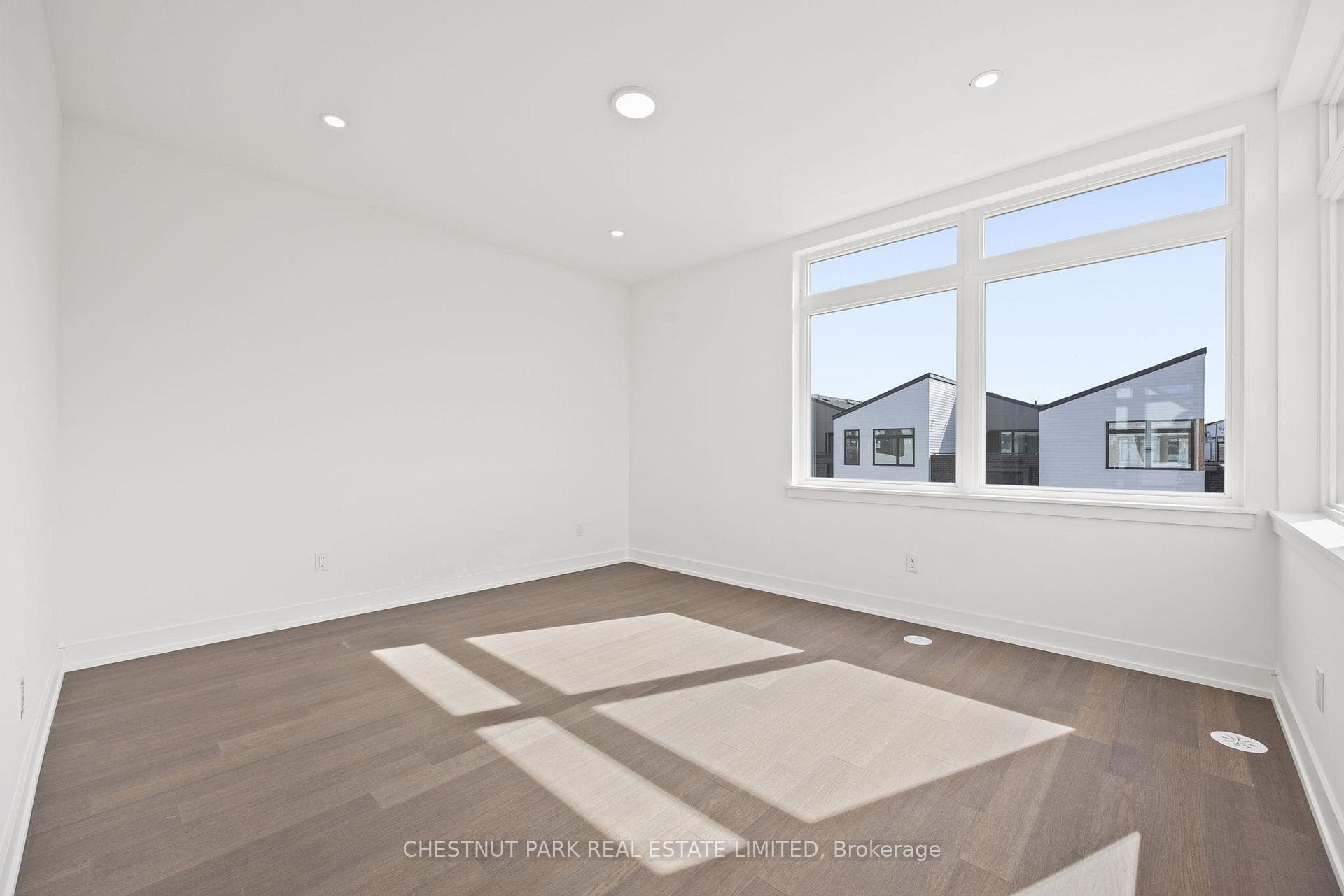 20 Lou Parsons Way Unit 11 photo 35