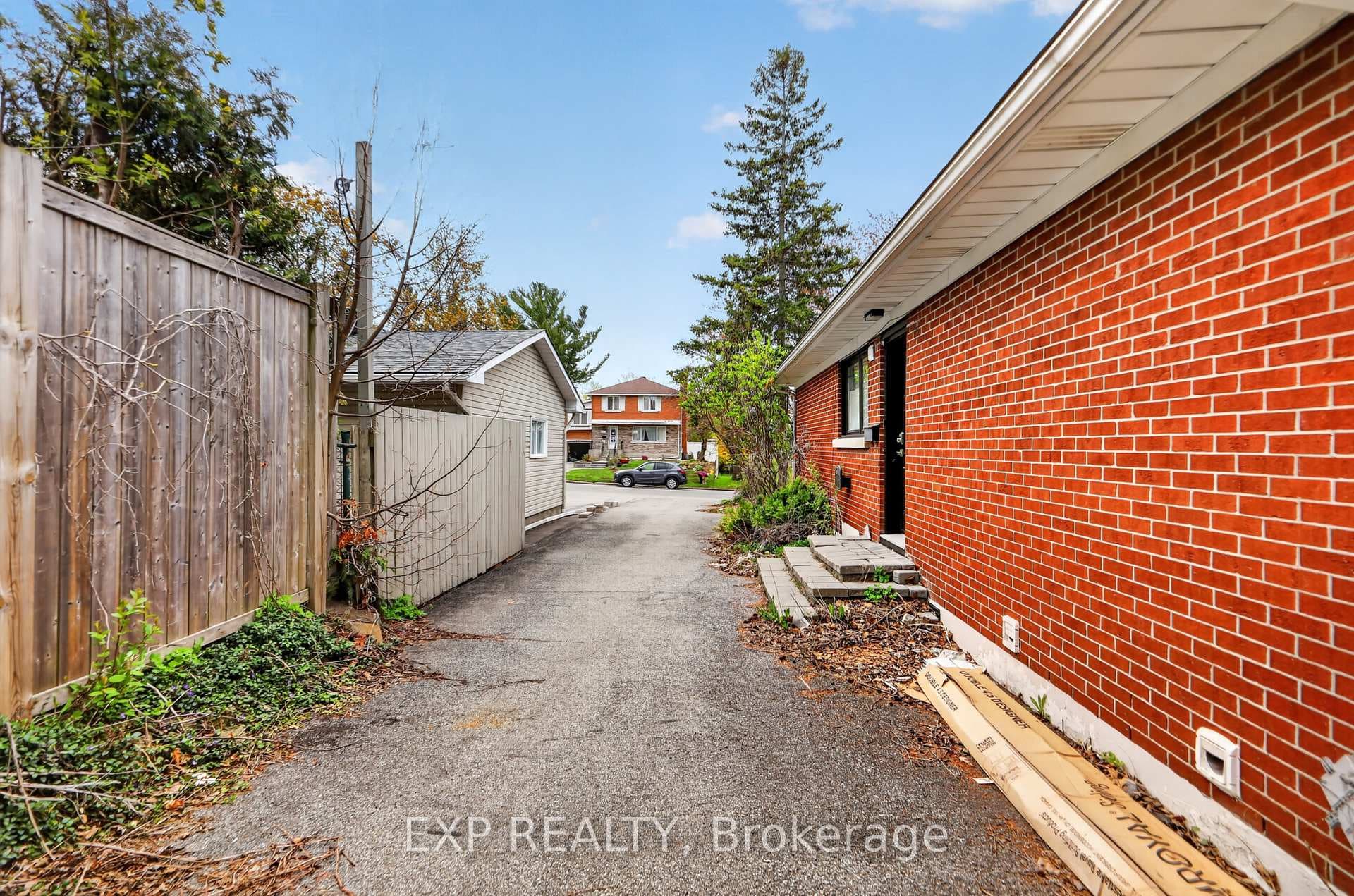 1255 Evans Boulevard photo 4