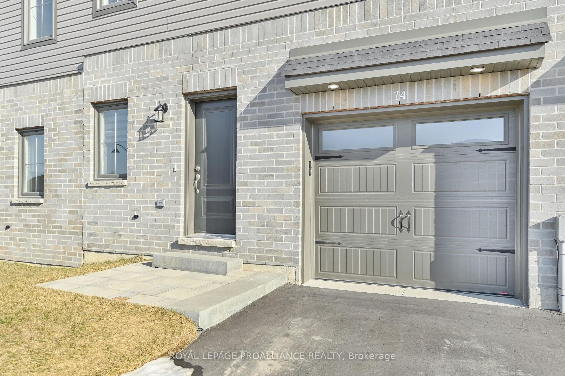 74 Campbell Crescent photo 26