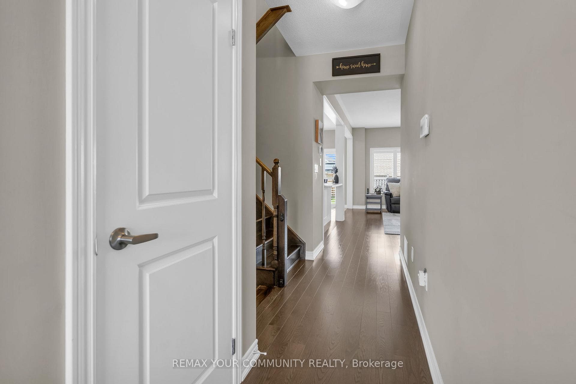 1487 McRoberts Crescent photo 21