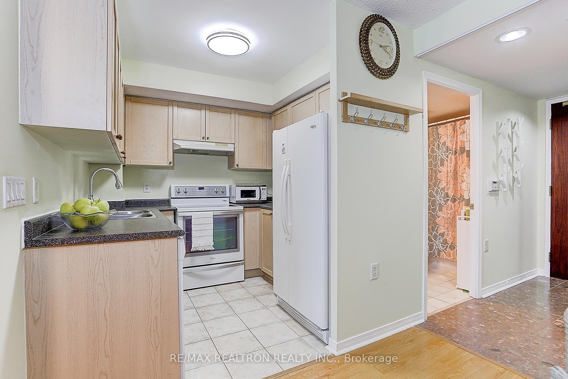 26 Olive Avenue Unit 1008 photo 14