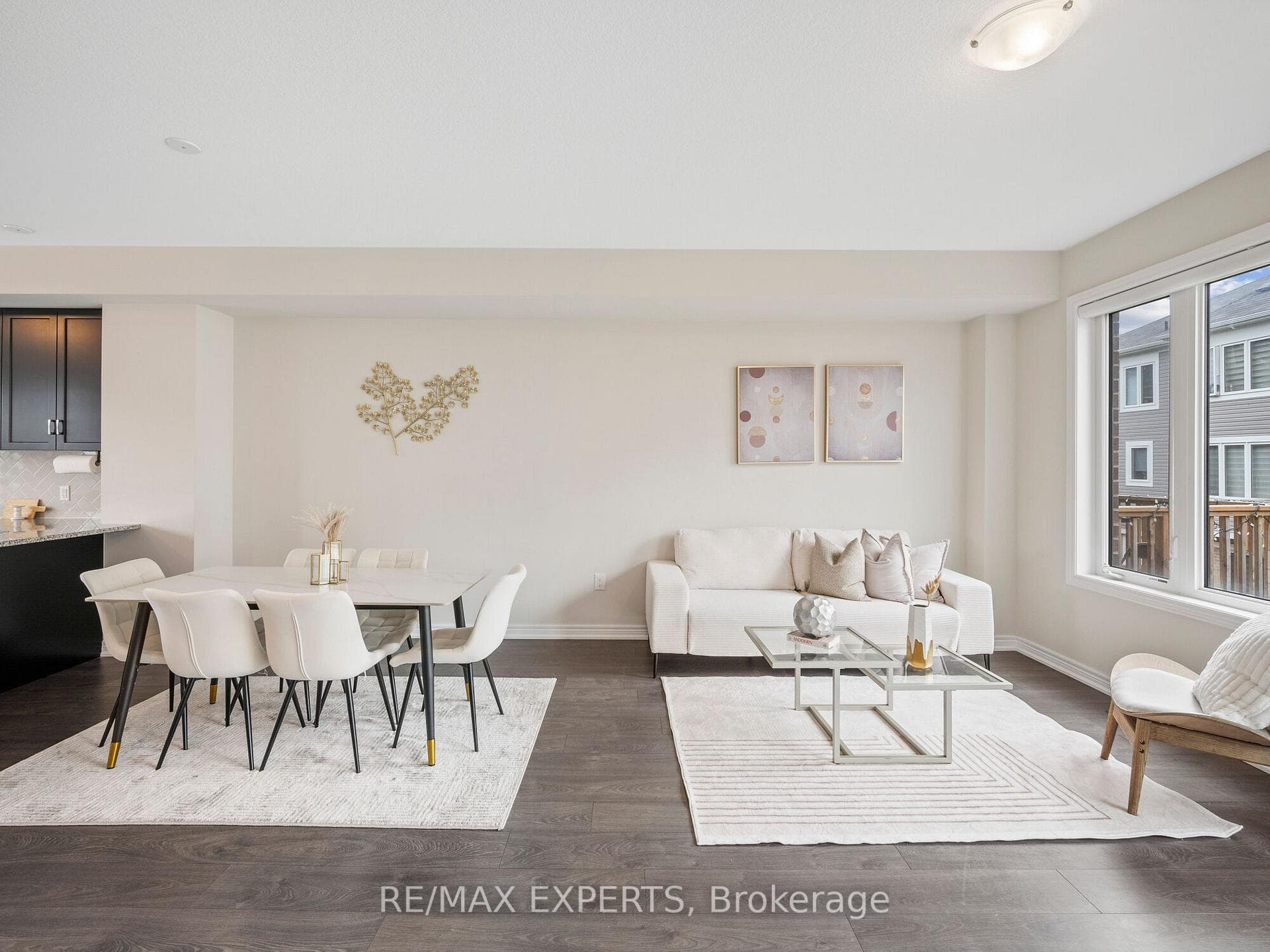 20 Hibiscus Lane photo 8
