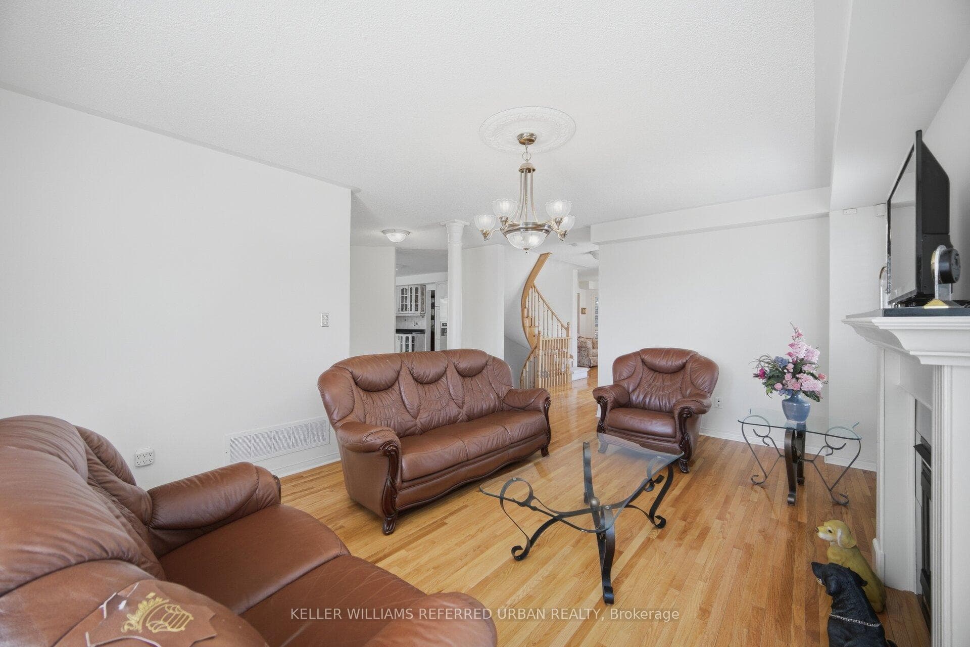 239 Drummond Drive photo 16