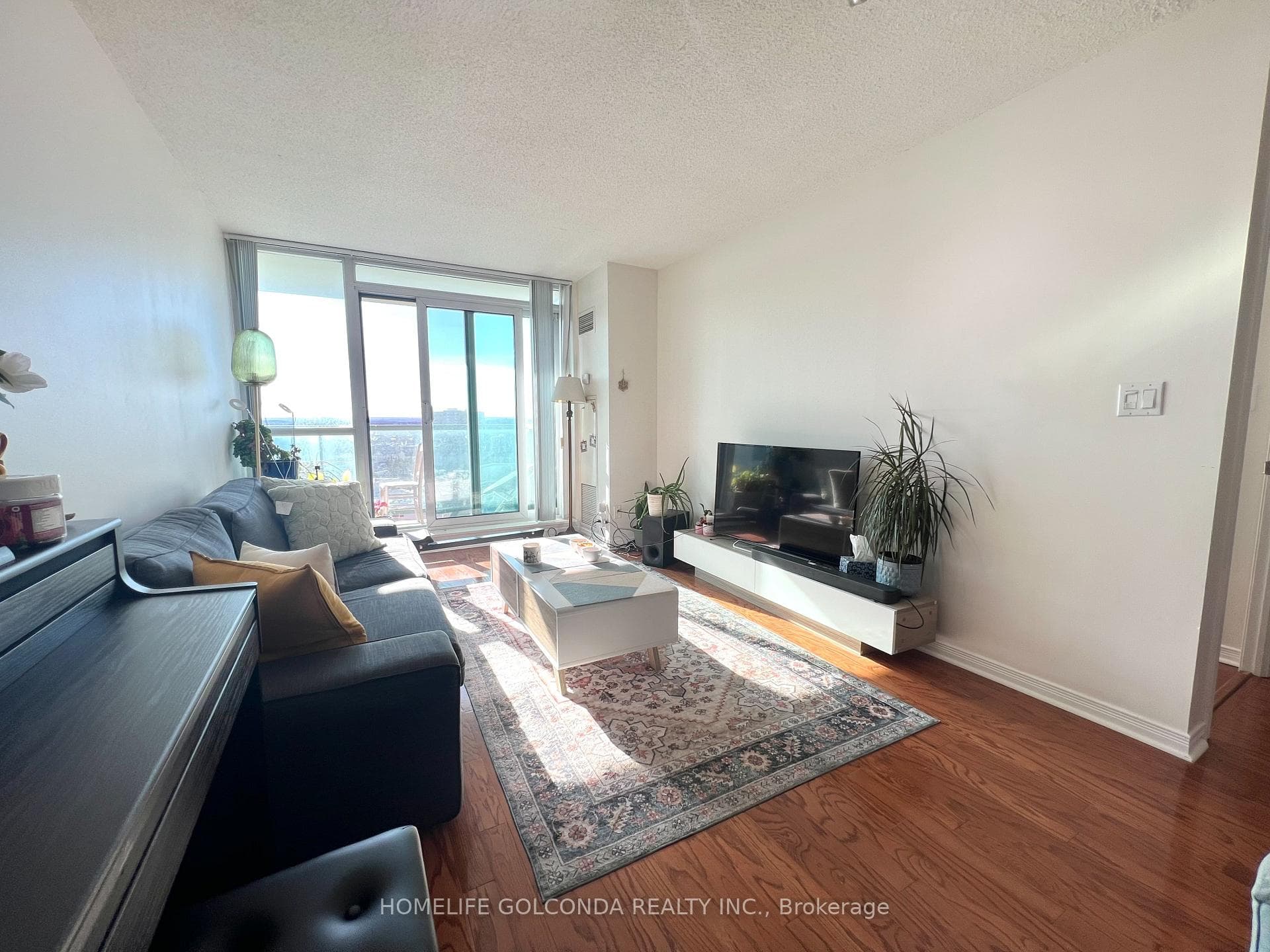 4879 Kimbermount Avenue Unit 1602 photo 2