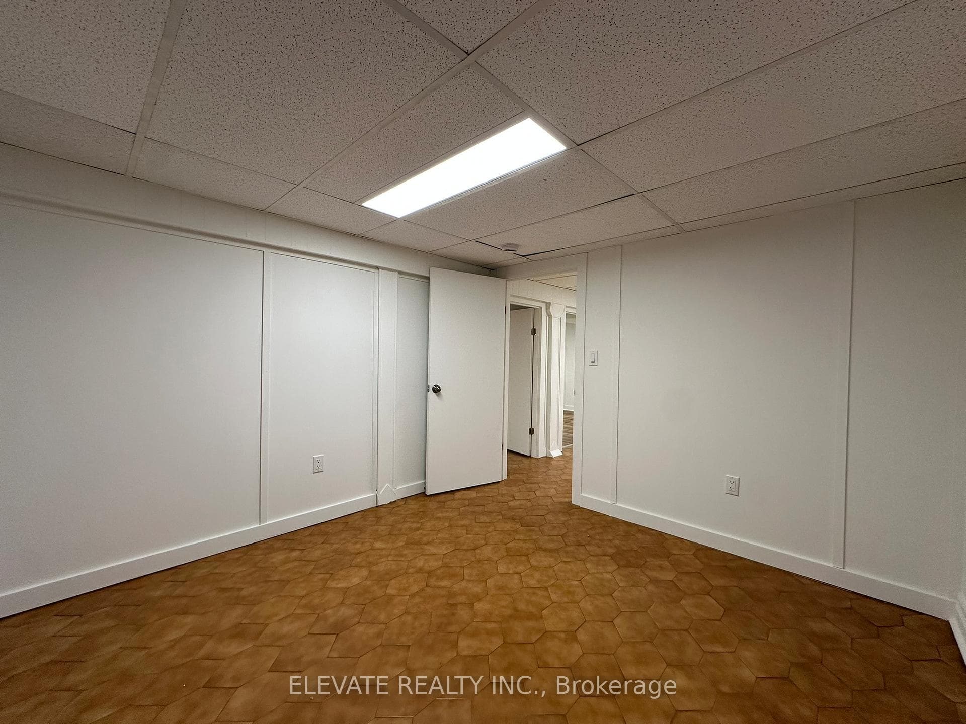 63 Garden Avenue Unit Bsmt photo 9