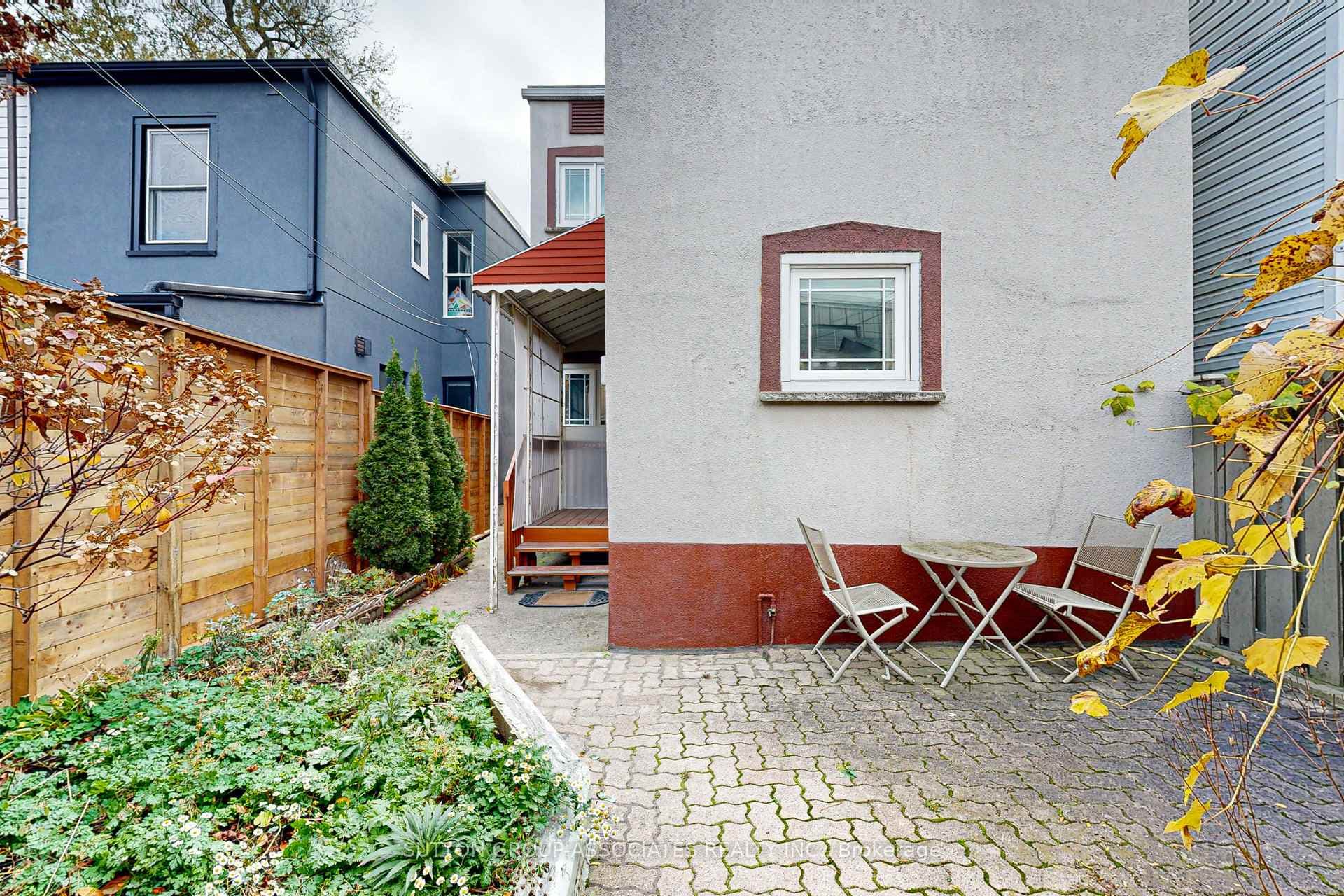 216 Wallace Avenue photo 34