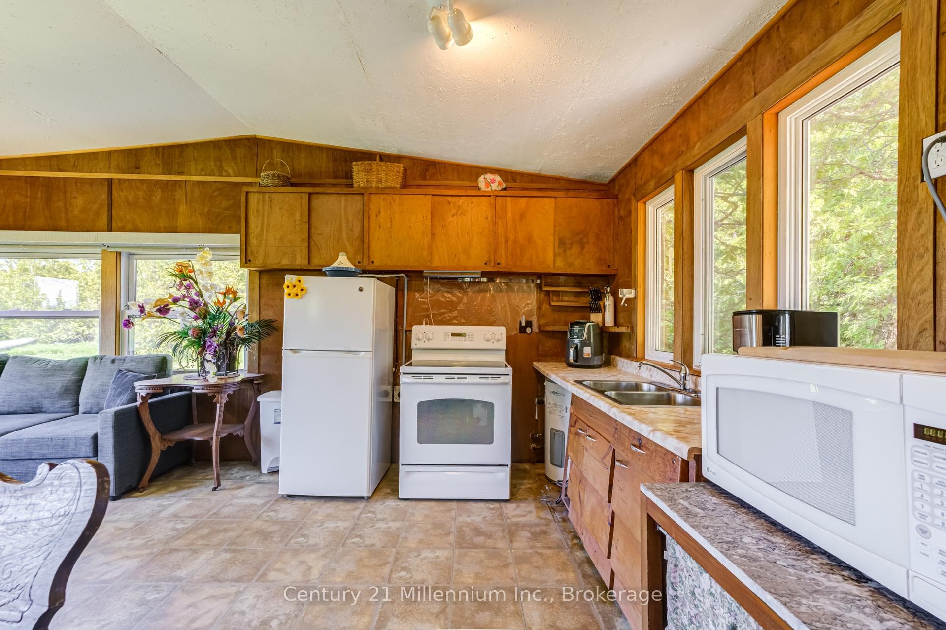 503 Bay Street photo 21