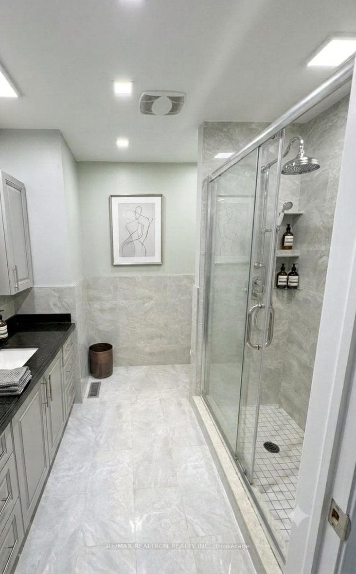93 Apollo Road Unit Main photo 7