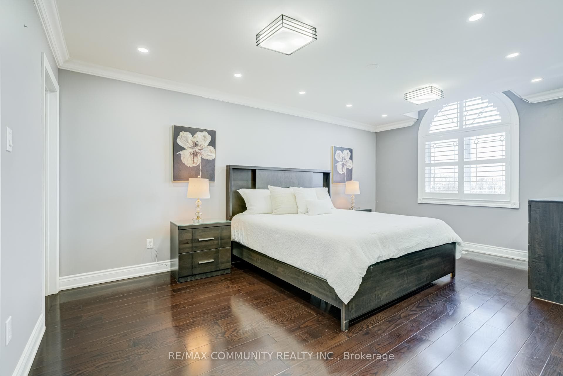 24 Marydale Avenue photo 34