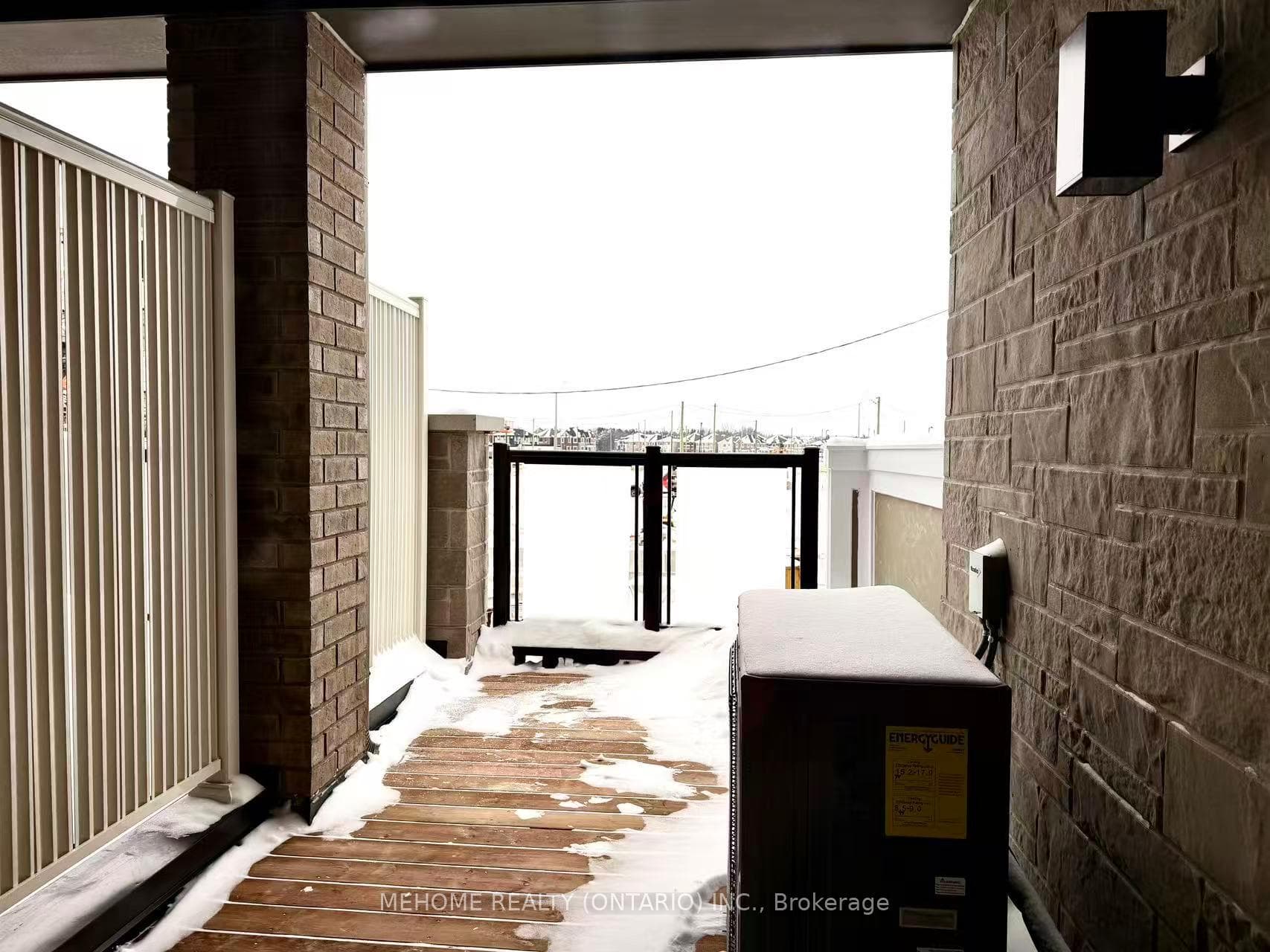 75 Avani Avenue photo 14