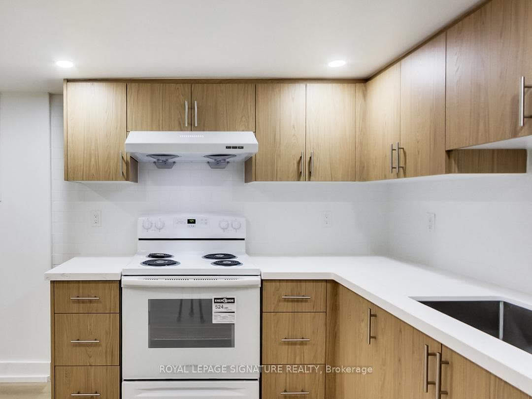 896 Bathurst Street Unit Bsmt photo 21