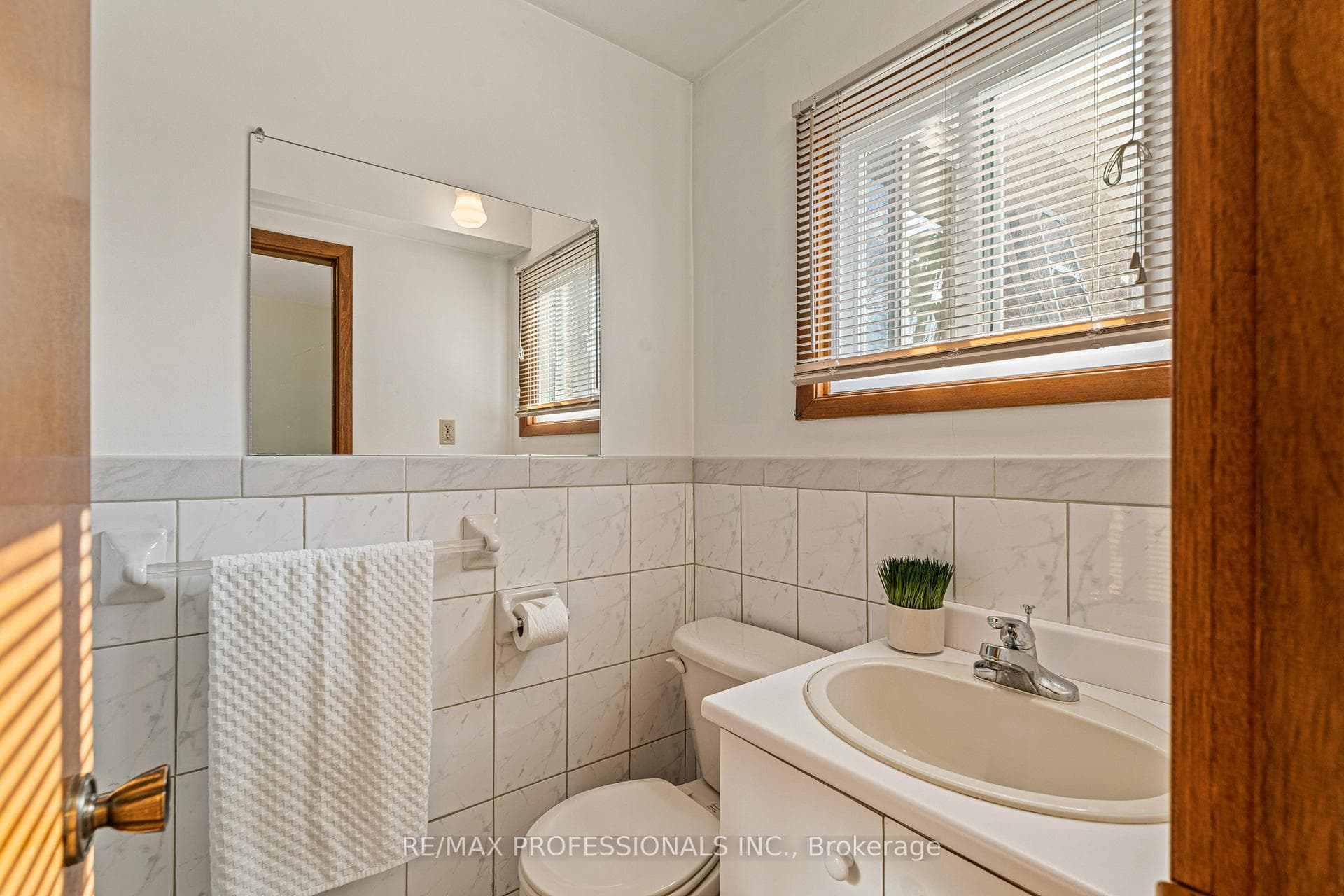 6 Thirty Fifth Street photo 16
