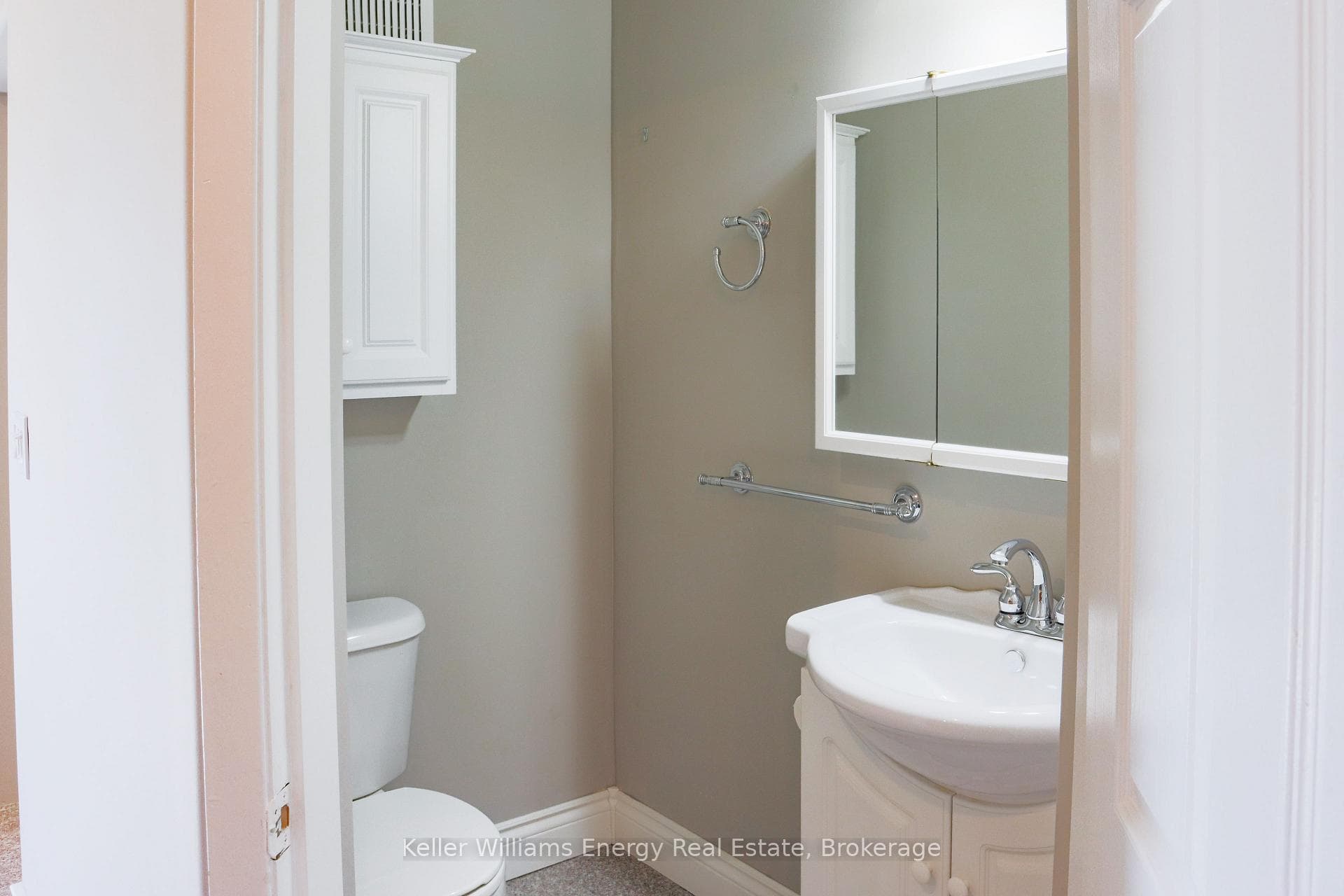 349 Adelaide Avenue Unit Unit 1 photo 14