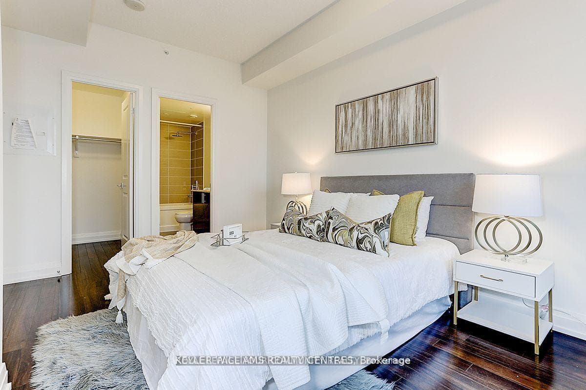 7165 Yonge Street Unit 502 photo 14