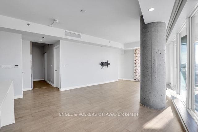 428 Sparks Street Unit 706 photo 7