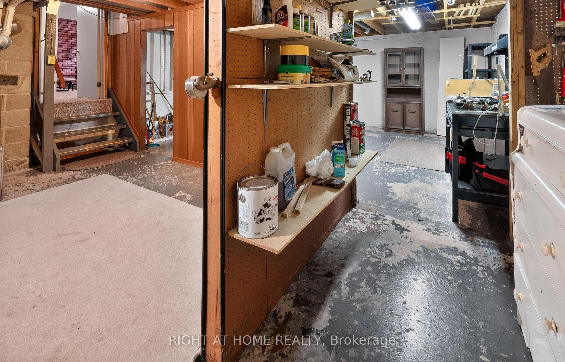 49 Locke Avenue photo 31