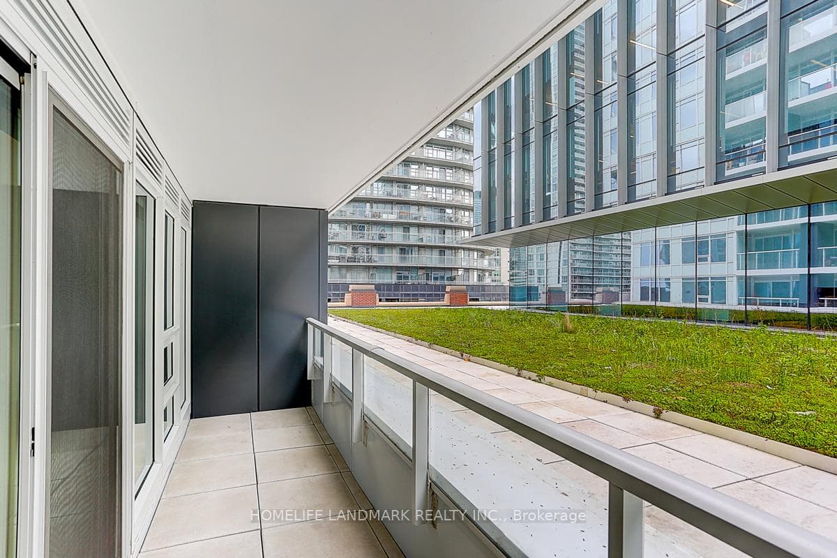 17 Bathurst Street Unit 601 photo 25