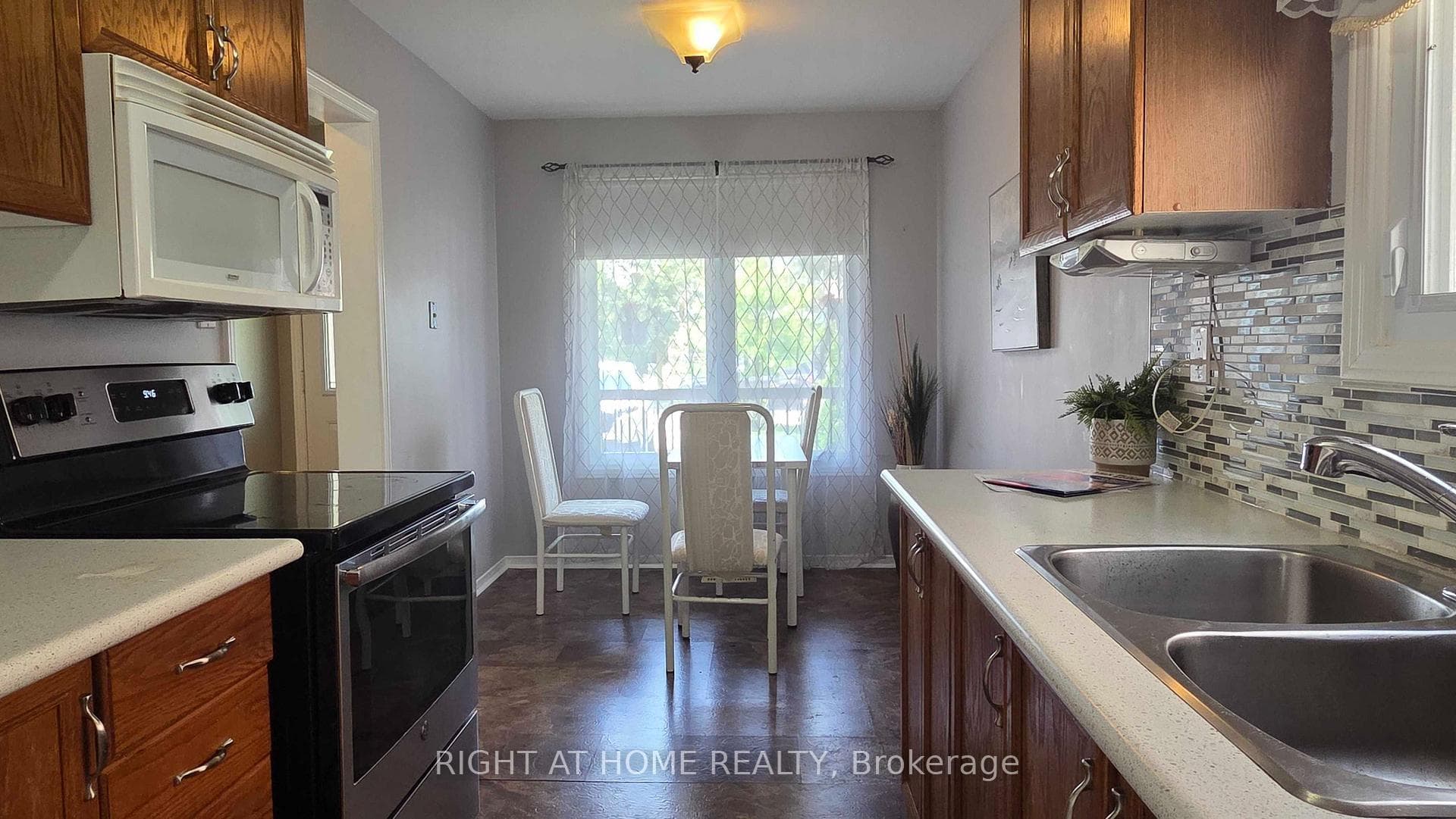 129 Heydon Avenue photo 6
