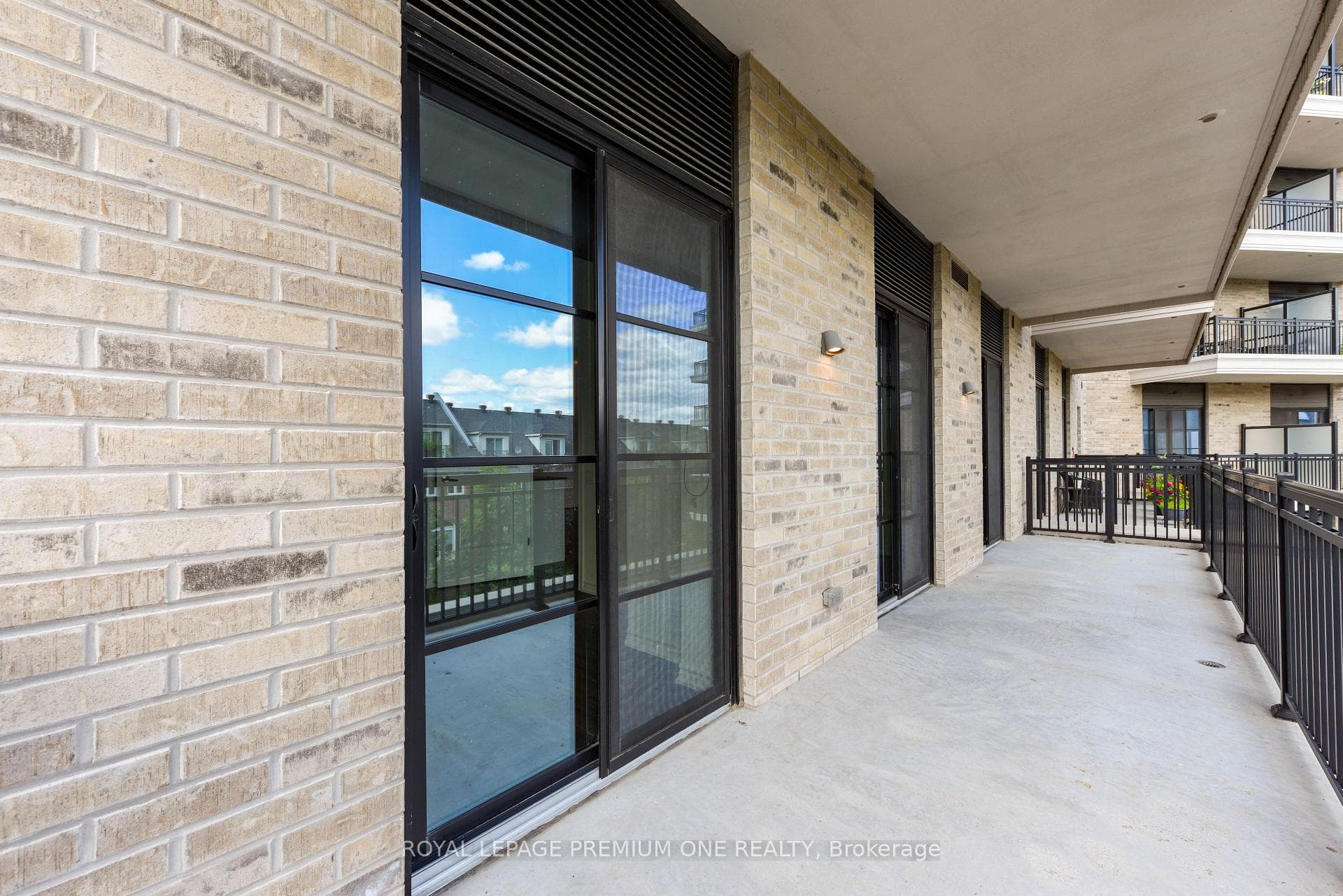 571 Prince Edward Drive Unit 303 photo 33