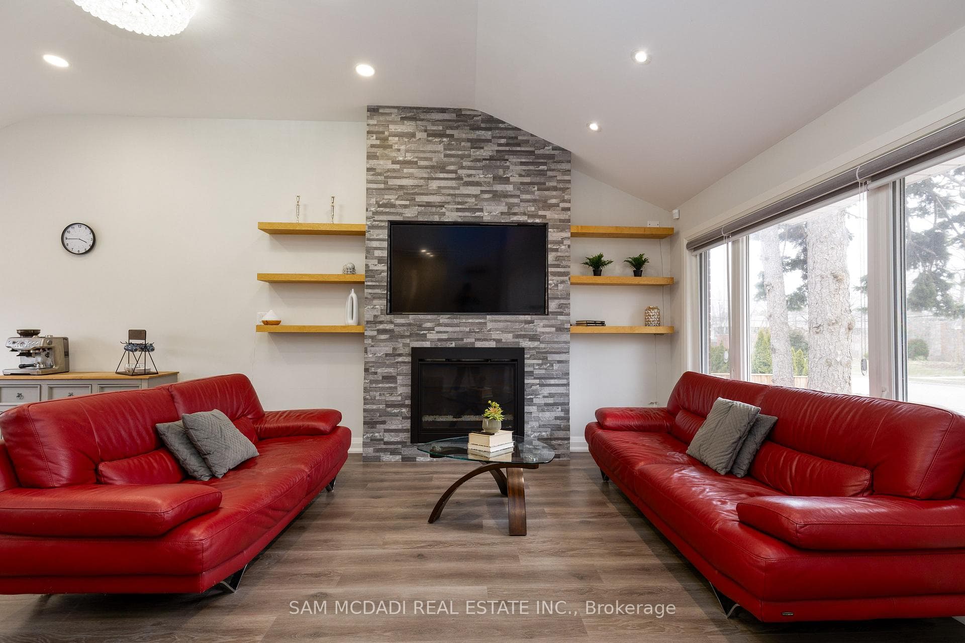 463 Rebecca Street photo 5