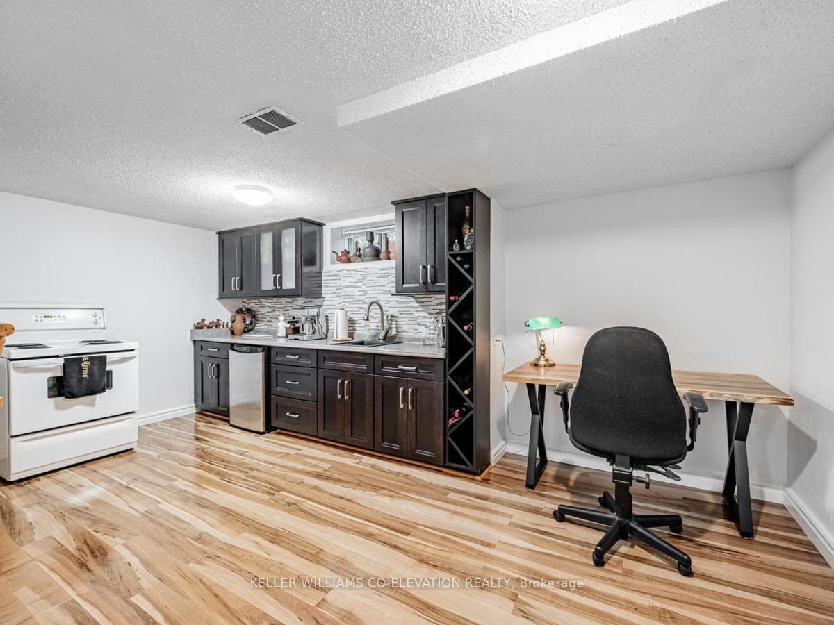 Kitchenette