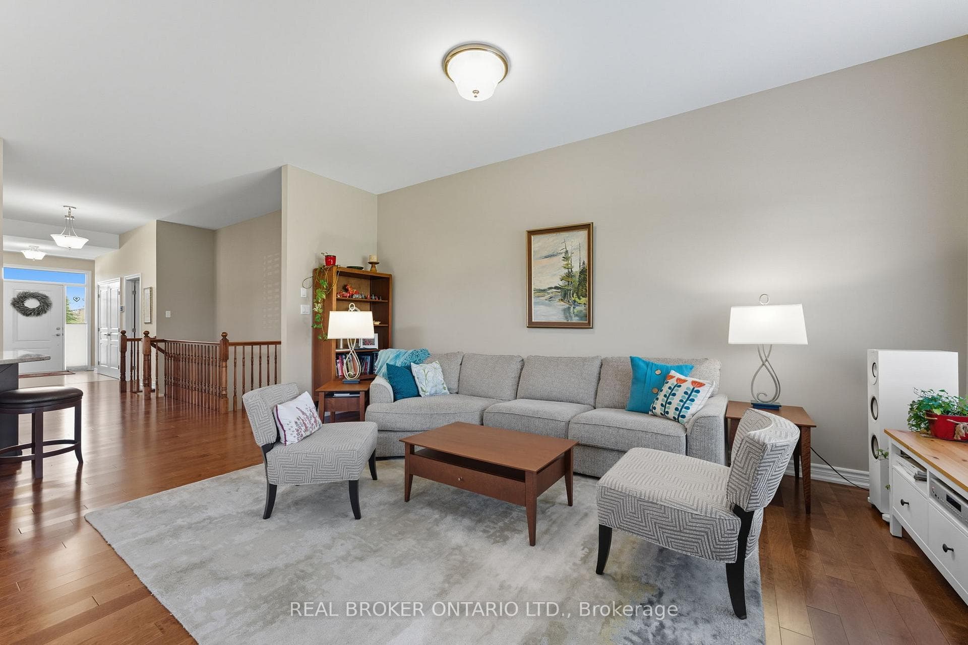 82 Axel Crescent photo 13