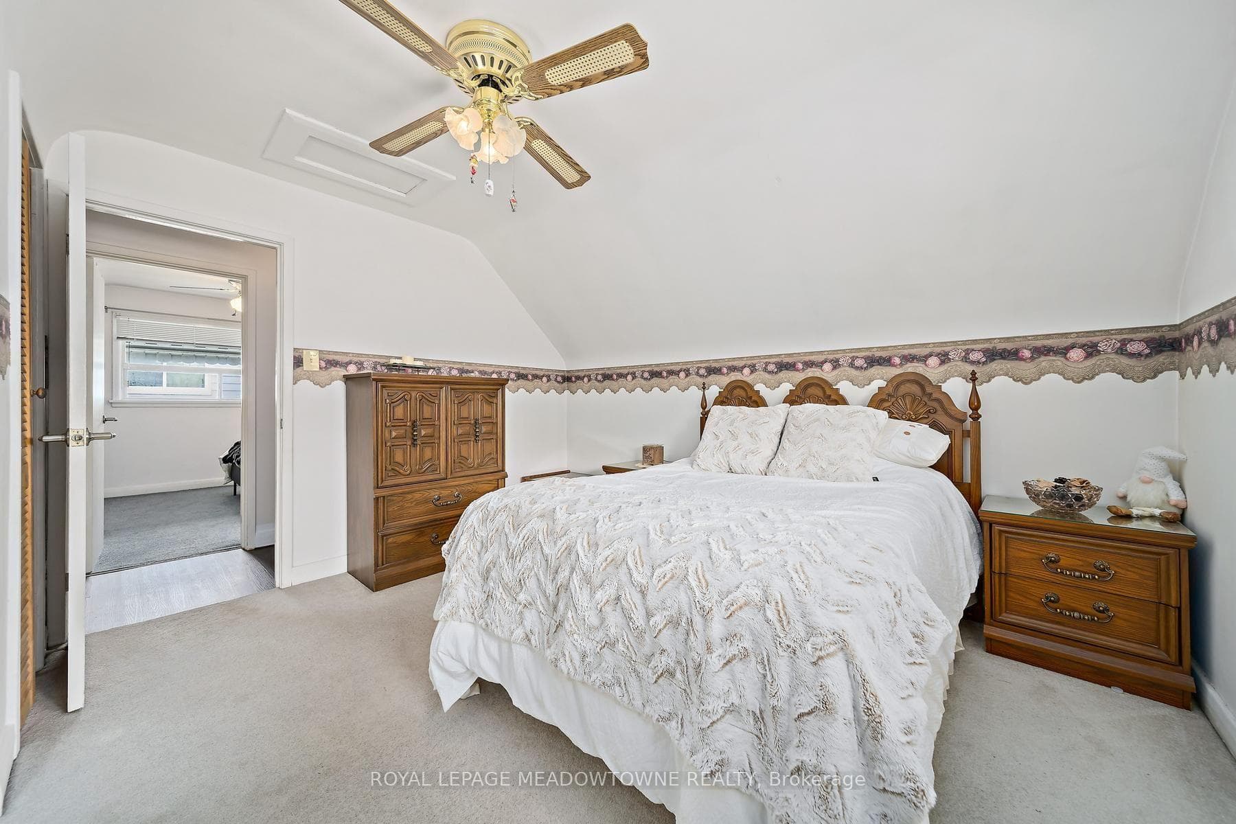 27 Hatfield Crescent photo 21