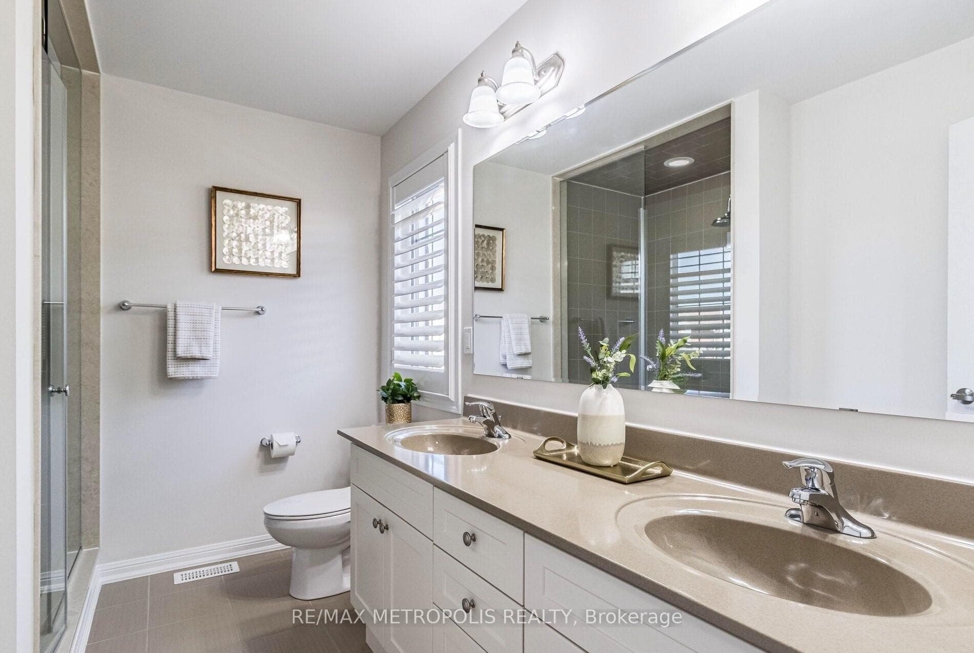 189 Lockwood Road Unit Upper photo 11
