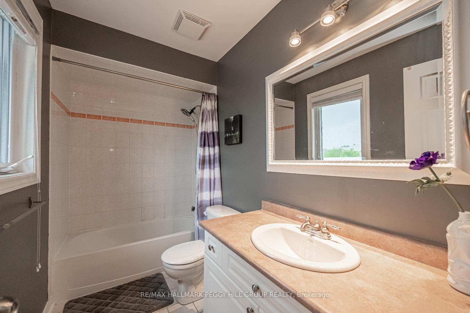 131 Dean Avenue photo 14