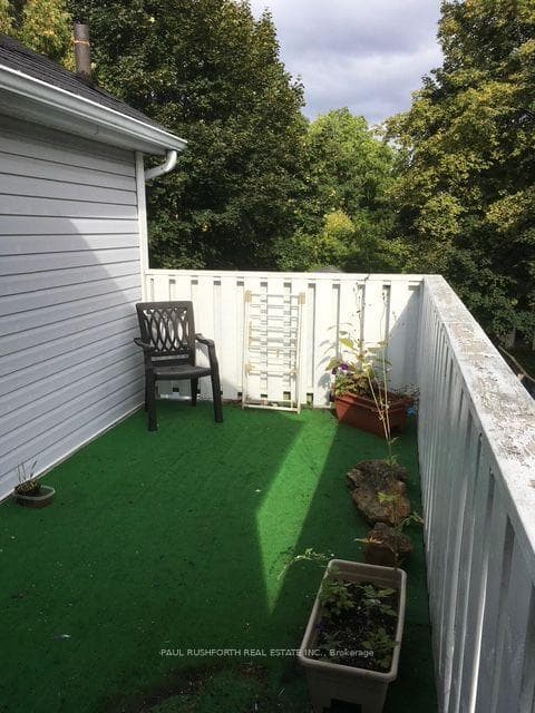 Apt 2 Balcony