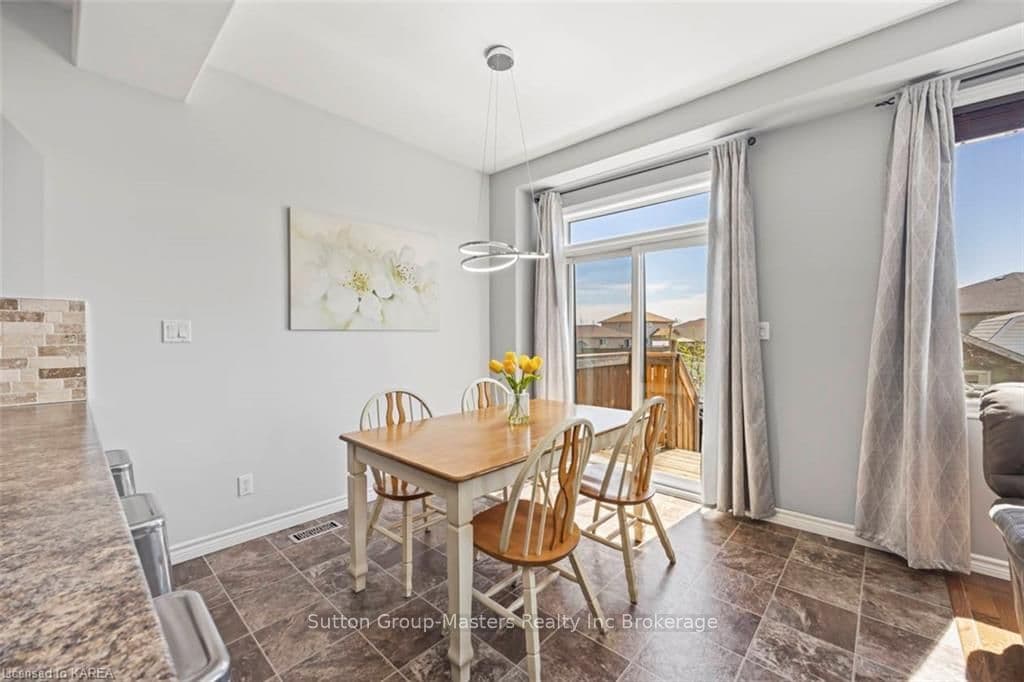 120 SIMURDA Court photo 13