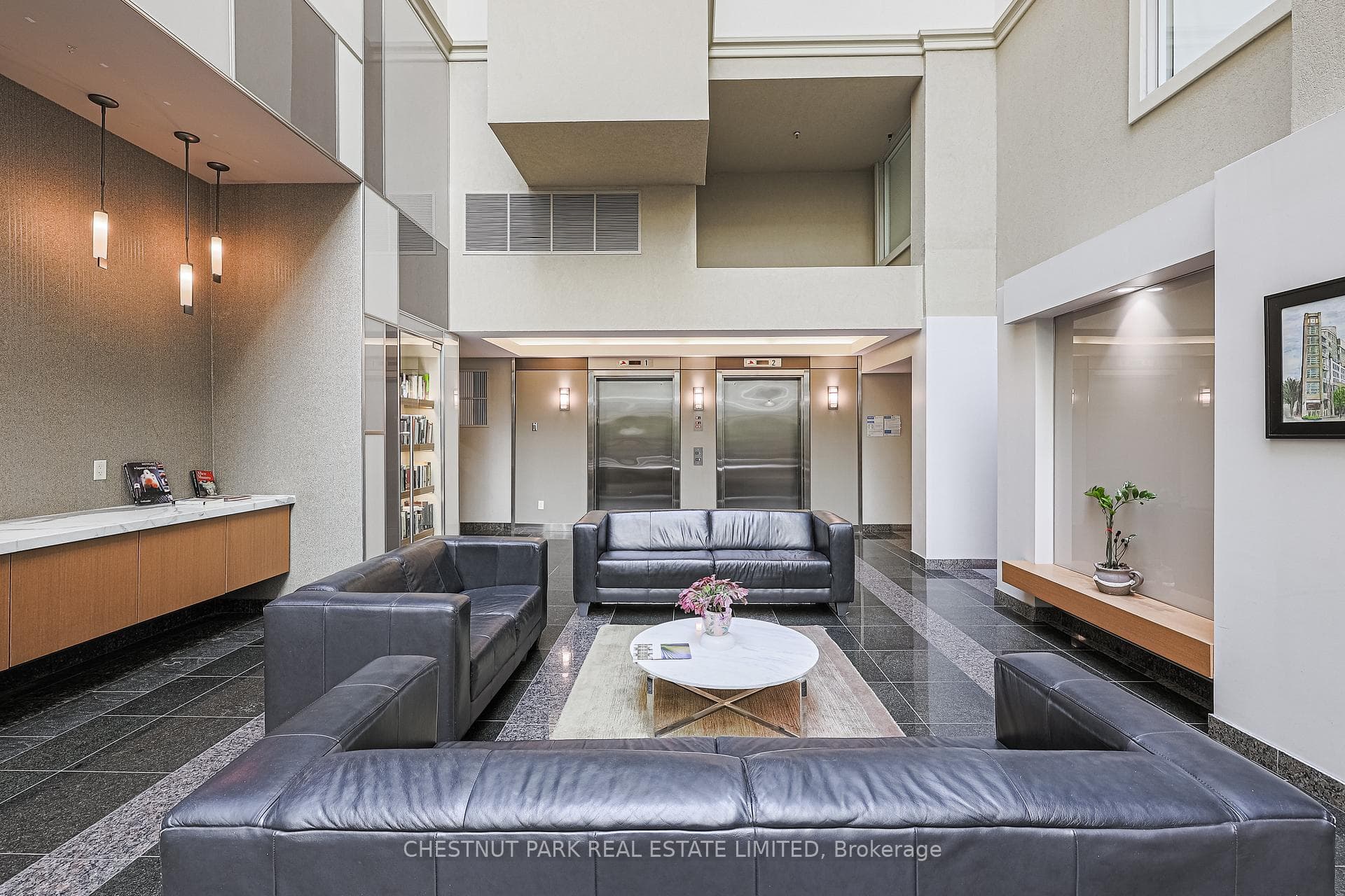 437 Roncesvalles Avenue Unit 209 photo 5