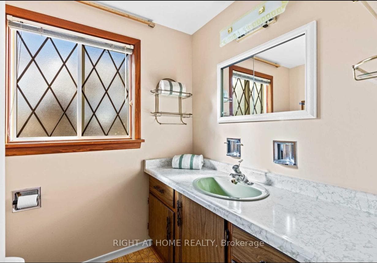 49 Hines Drive photo 13