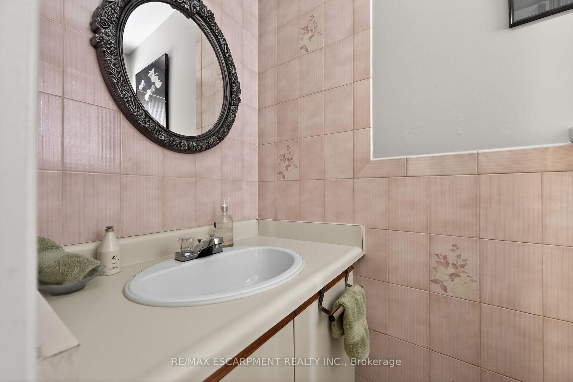 1675 Upper Gage Avenue Unit 47 photo 35