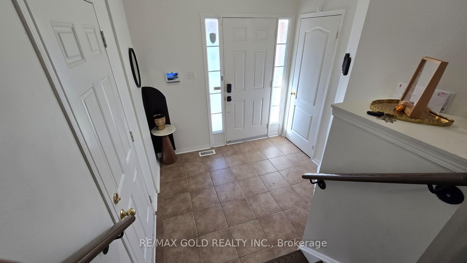 50 Hollingsworth Circle photo 2