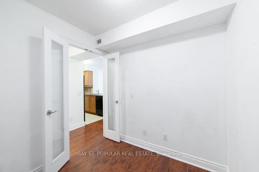 25 Greenview Avenue Unit 422 photo 8