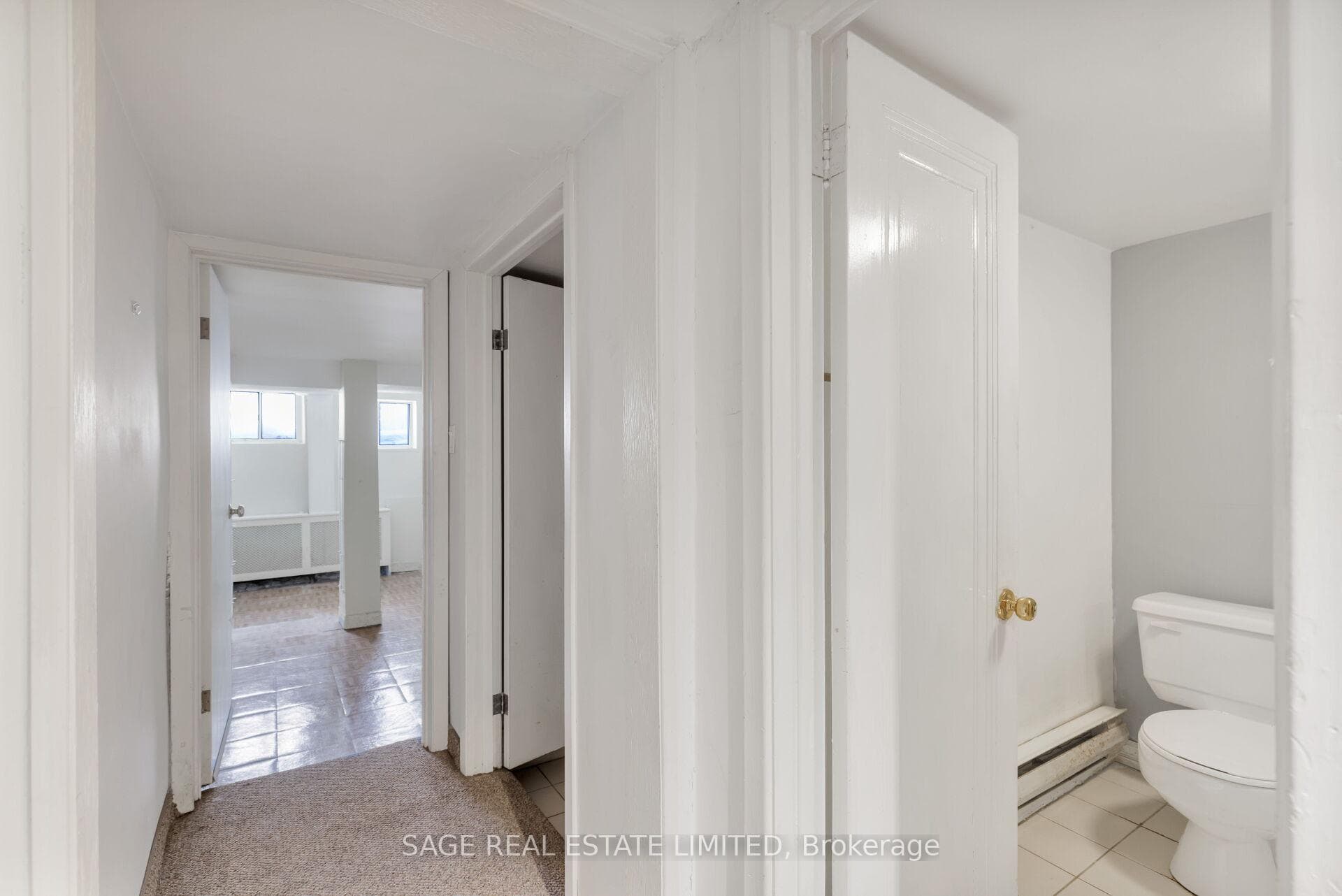 25 Wells Hill Avenue photo 48
