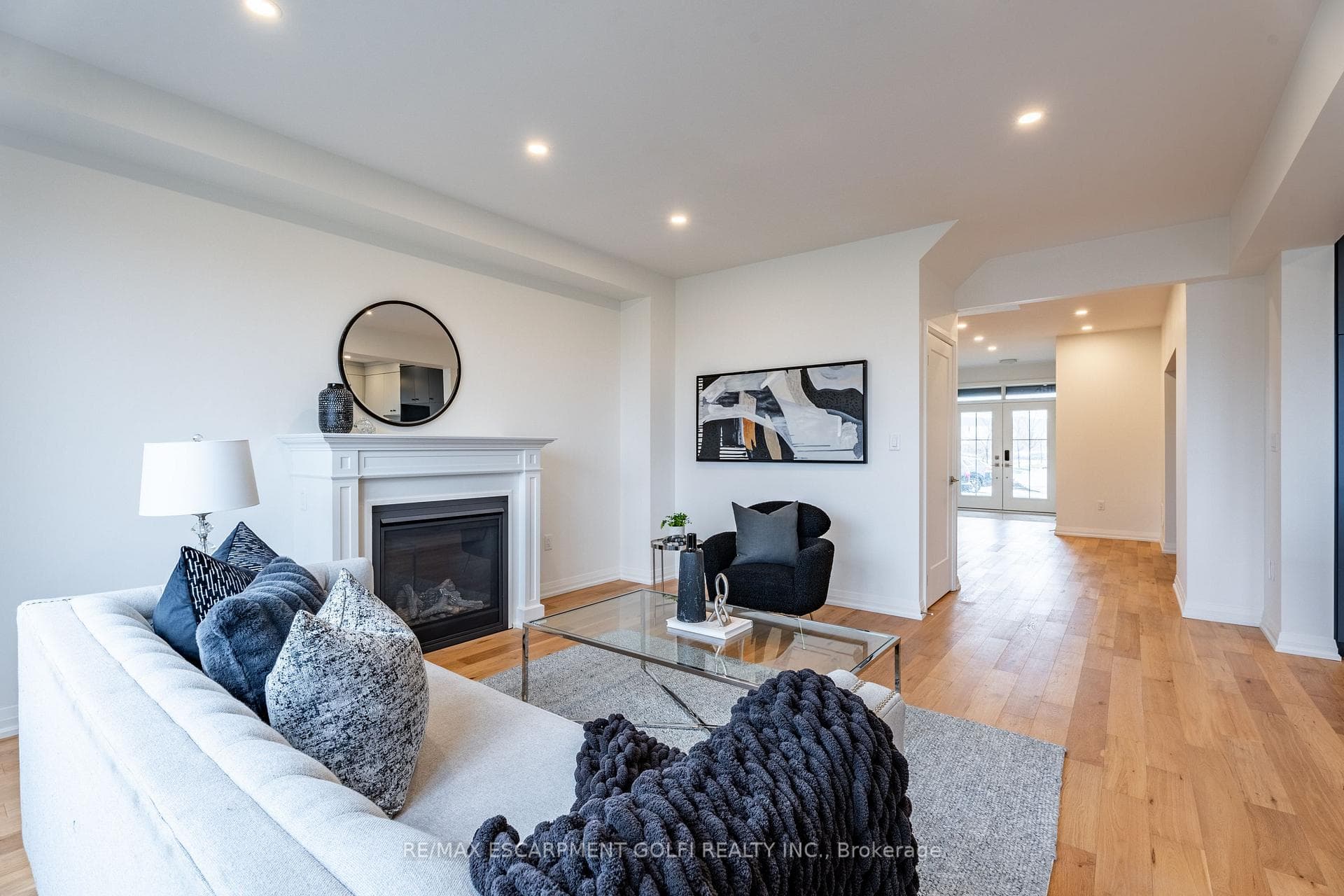 117 Whitefish Crescent photo 10